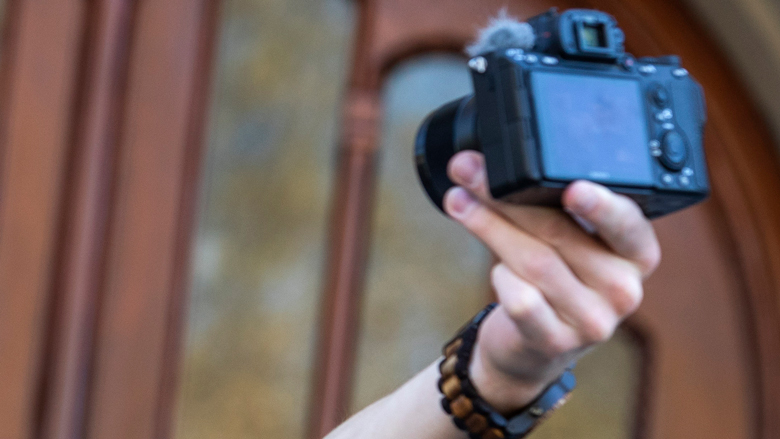 vlogger-20190827.jpg vlogger-20190827.jpg