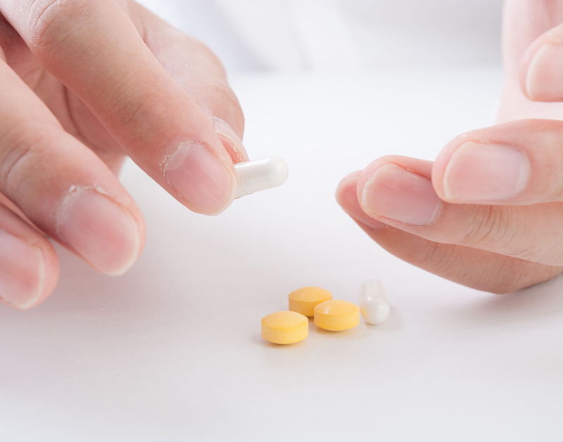 pillen_tellen_handen_123rf_800.jpg pillen_tellen_handen_123rf_800.jpg