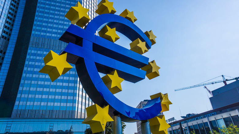 euro-780.jpg euro-780.jpg