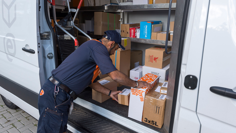 postnl-pakketbezorging-dhl-slecht-voor-millieu-250118.jpg postnl-pakketbezorging-dhl-slecht-voor-millieu-250118.jpg