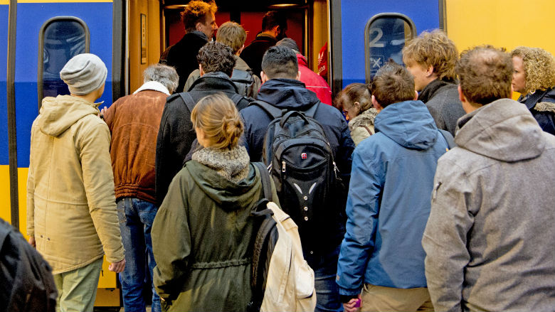drukte-trein-ns-26082018.jpg drukte-trein-ns-26082018.jpg