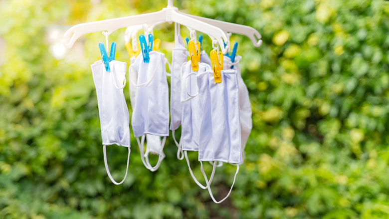 mondkapjes-drogen-wassen-schoon-polluitslag_780.jpg mondkapjes-drogen-wassen-schoon-polluitslag_780.jpg