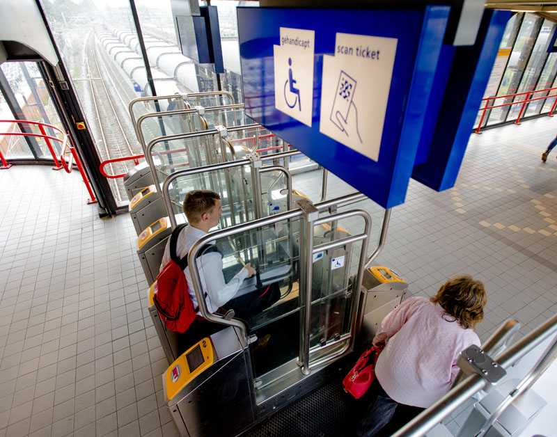 ov-chip_poortje_trein_anp800.jpg ov-chip_poortje_trein_anp800.jpg