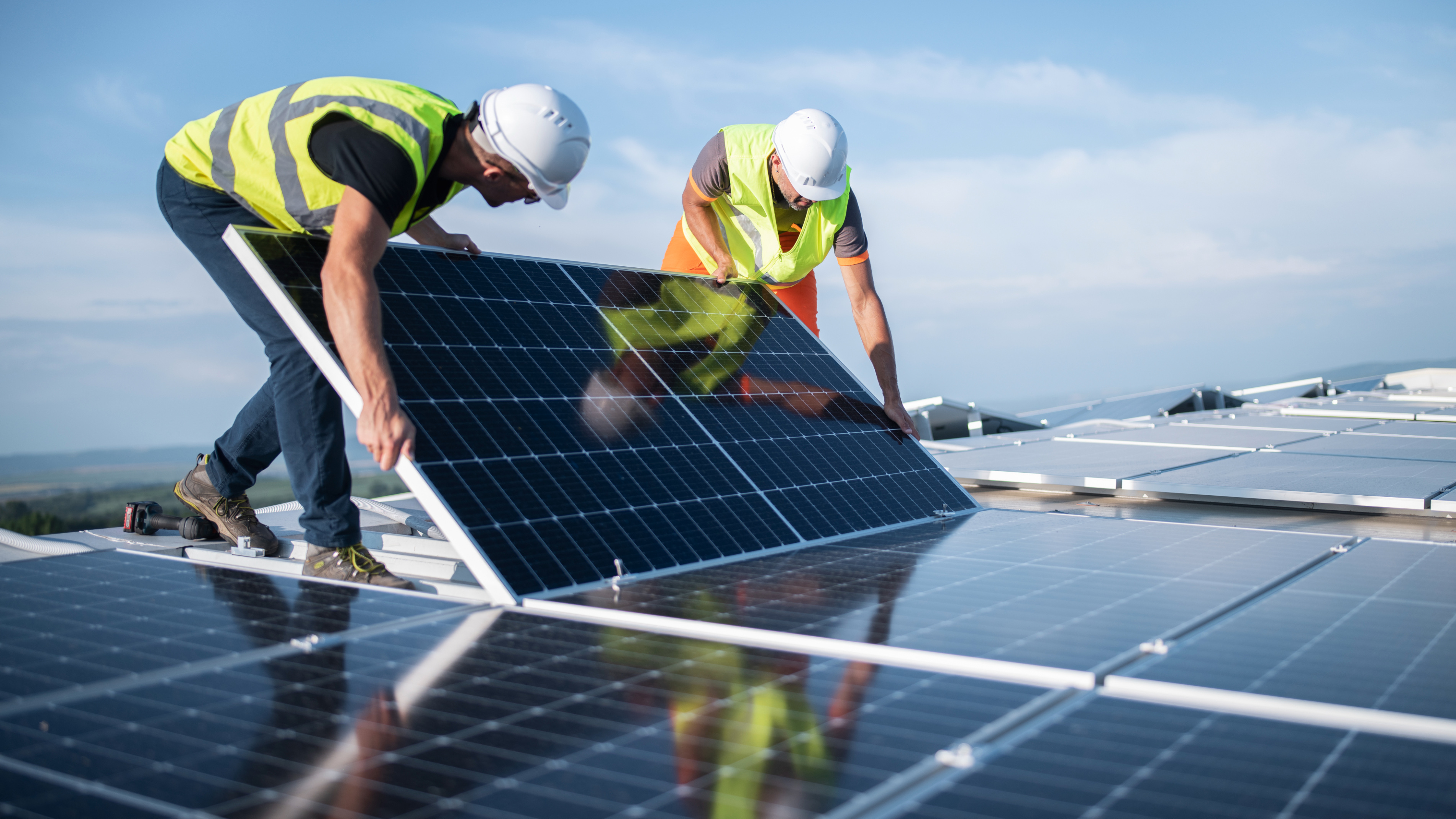 zonnepanelen (1).jpg zonnepanelen (1).jpg