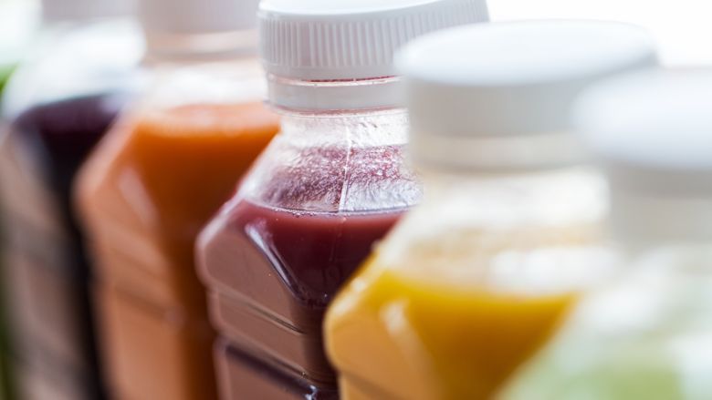 plastic fles met sap site.jpg