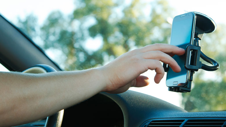 smartphone-auto-flitsmeister-13022019.jpg smartphone-auto-flitsmeister-13022019.jpg