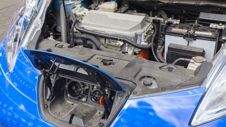 20190620_elektrische_auto_motorkap.jpg 20190620_elektrische_auto_motorkap.jpg