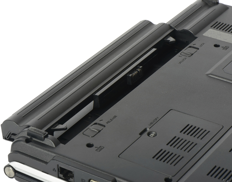 laptop_01.jpg laptop_01.jpg