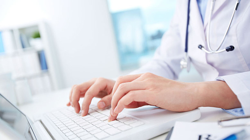 csm_zorg-laptop-handen-typen-780_5005a53309.jpg csm_zorg-laptop-handen-typen-780_5005a53309.jpg
