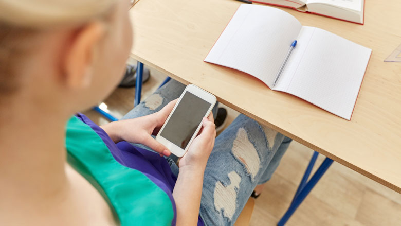 scholier-mobieltjesverbod-06-09-2018-780.jpg scholier-mobieltjesverbod-06-09-2018-780.jpg