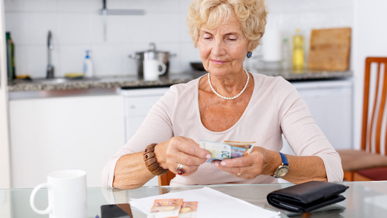 22-04-09-contant-geld-banken-tarief.jpg 22-04-09-contant-geld-banken-tarief.jpg