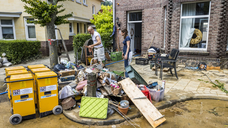 klimaatschade-puin-ruimen-na-overstroming-780.jpg klimaatschade-puin-ruimen-na-overstroming-780.jpg