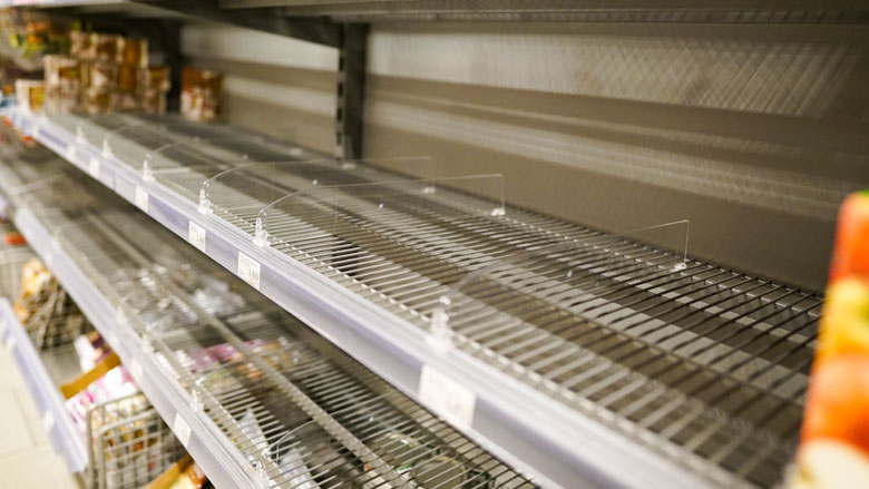 lege-schappen-sancties-tegen-hamsteren-polluitslag-780.jpg lege-schappen-sancties-tegen-hamsteren-polluitslag-780.jpg