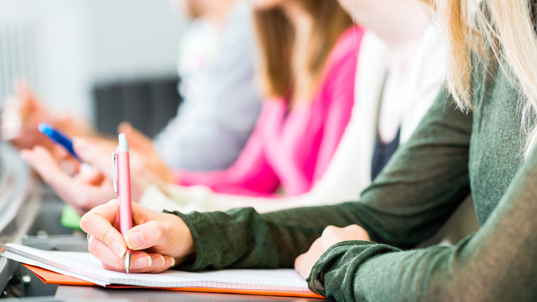 selectie-uni-27-03-2018.jpg selectie-uni-27-03-2018.jpg