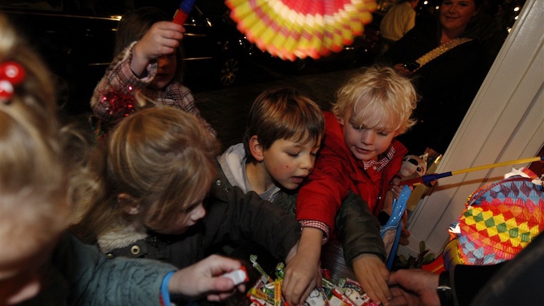 11112020 Sint-Maarten vieren in corona.jpg