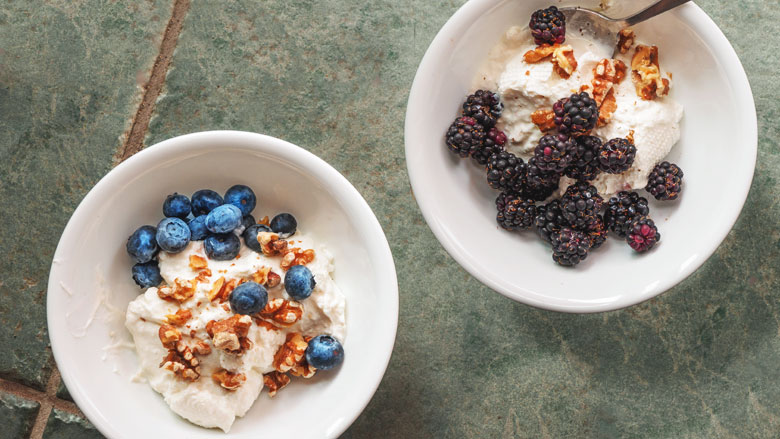 yoghurtfruit.jpg yoghurtfruit.jpg