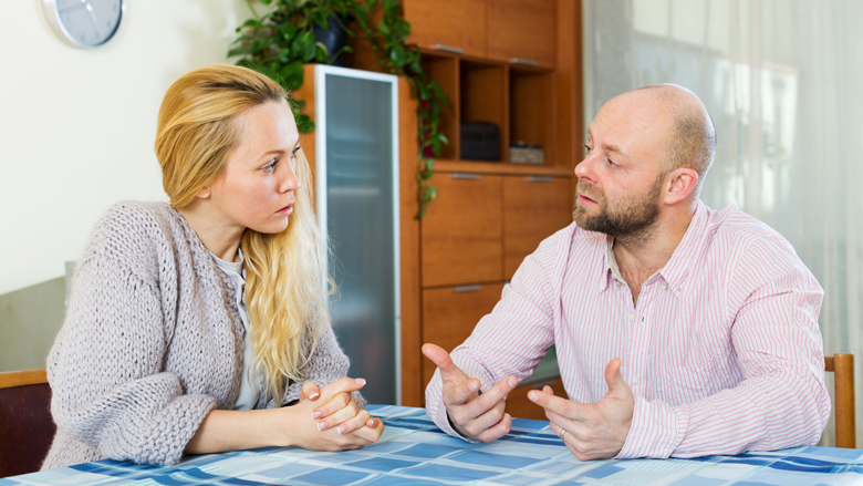 serieus_gesprek_thuis_123rf_780.jpg serieus_gesprek_thuis_123rf_780.jpg