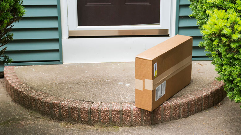 pakket-achtergelaten-voor-deur-780.jpg