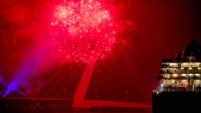 vuurwerk-rotterdam-08-01-2020-780.jpg vuurwerk-rotterdam-08-01-2020-780.jpg