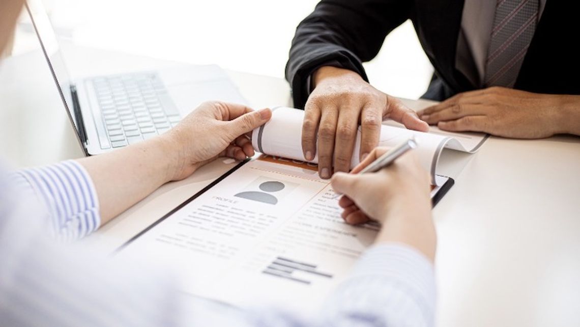 Arbeidsinspectie 2500 uitzendbureaus overtreden bewust de wet Radar