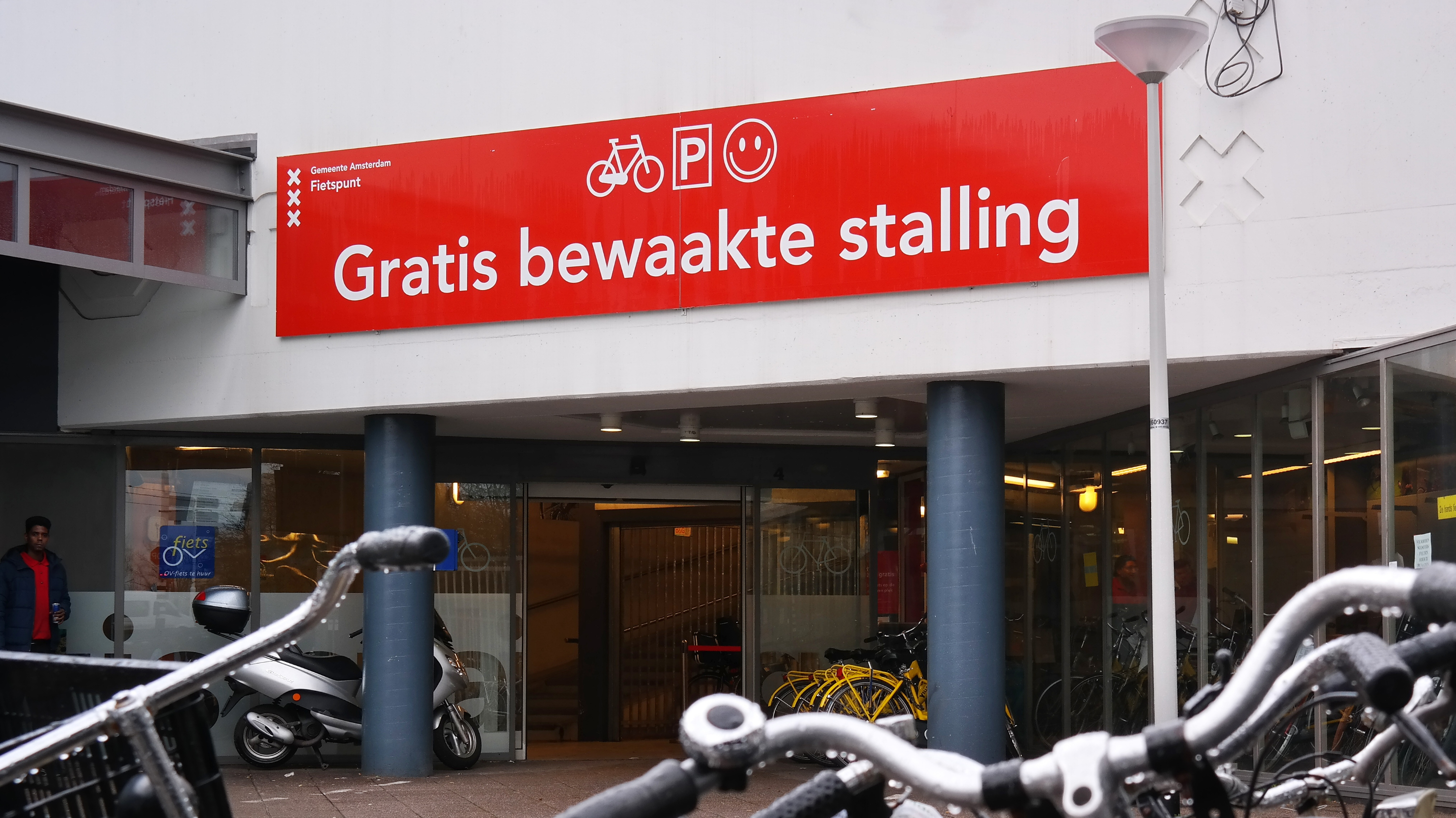 bewaakte_stalling.jpg bewaakte_stalling.jpg