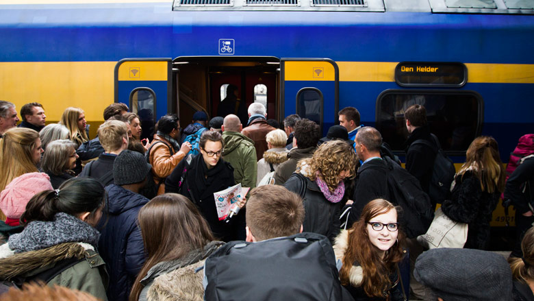 trein-overvol.jpg trein-overvol.jpg