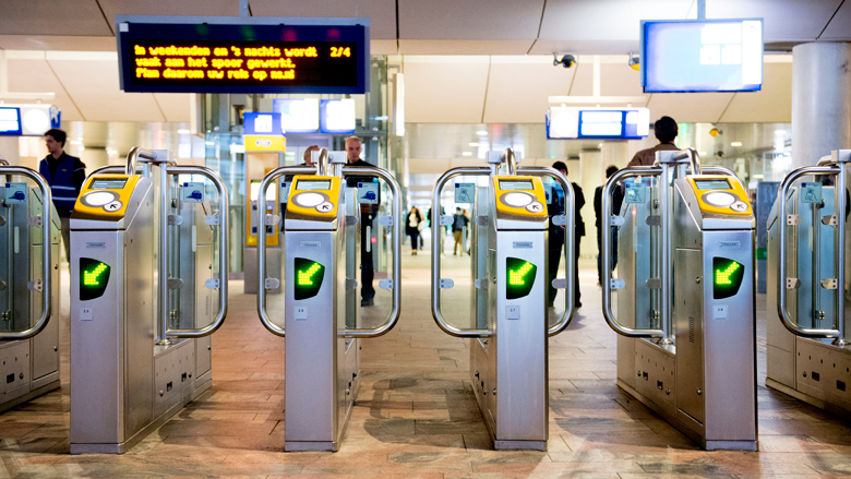 ns-poortjes-sluiten-op-grote-station-20-09-17.jpg