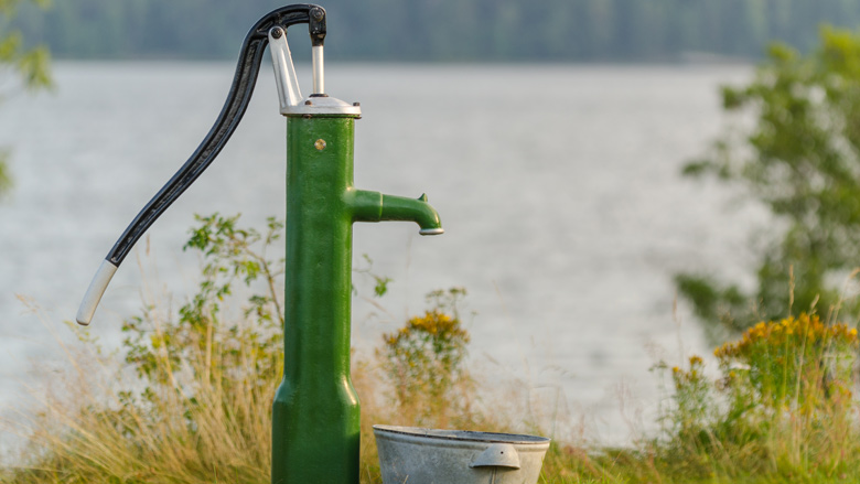 oppervlaktewater-pomp-120718.jpg oppervlaktewater-pomp-120718.jpg
