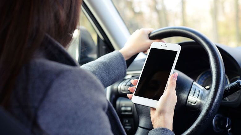 smartphoneauto.jpg smartphoneauto.jpg