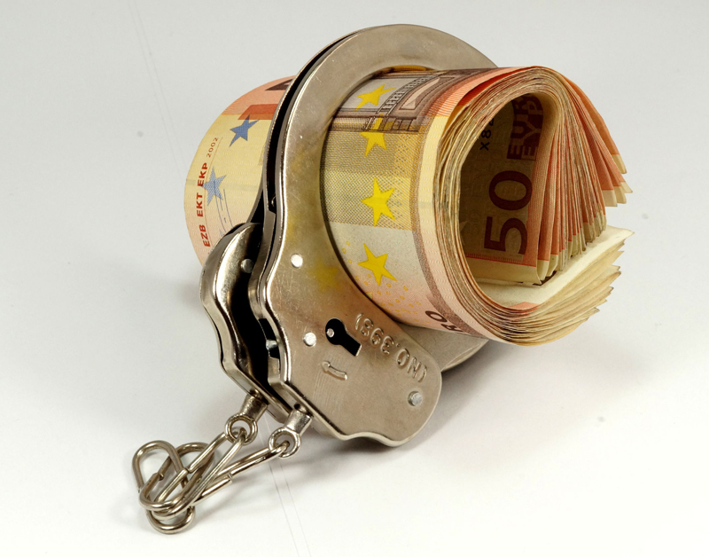 geld_voorschot_handboeien800.jpg