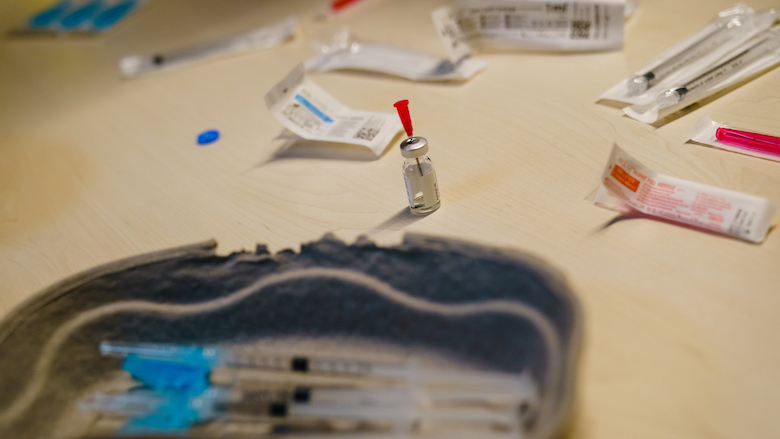 11:05 coronavaccin.jpg