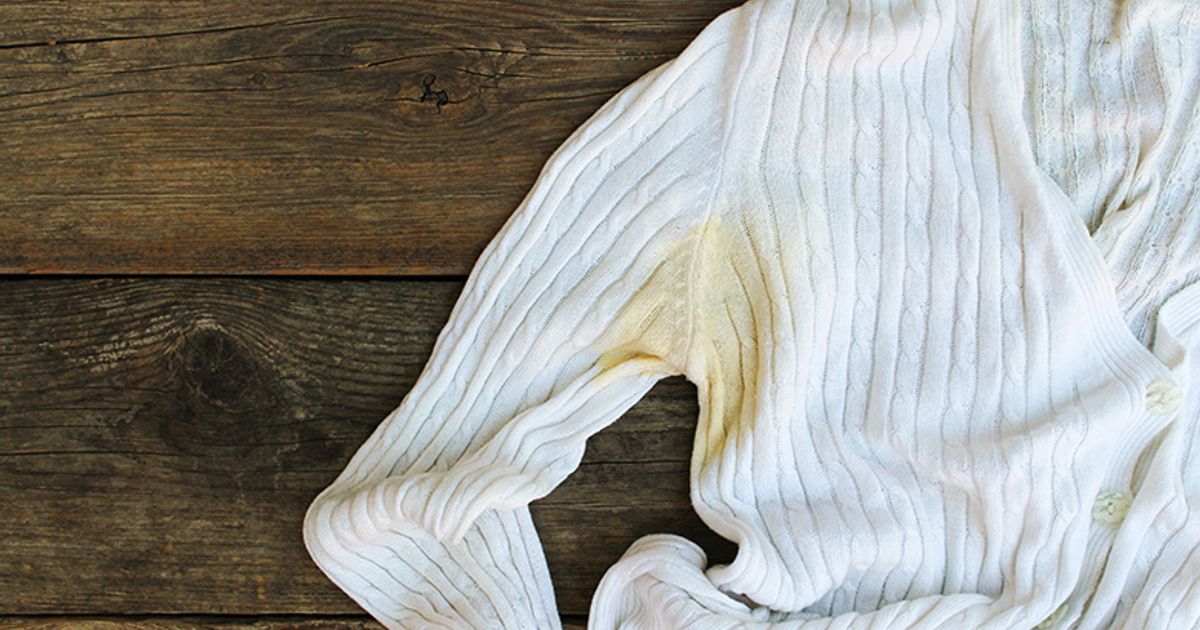 gele vlekken in kleding verwijderen