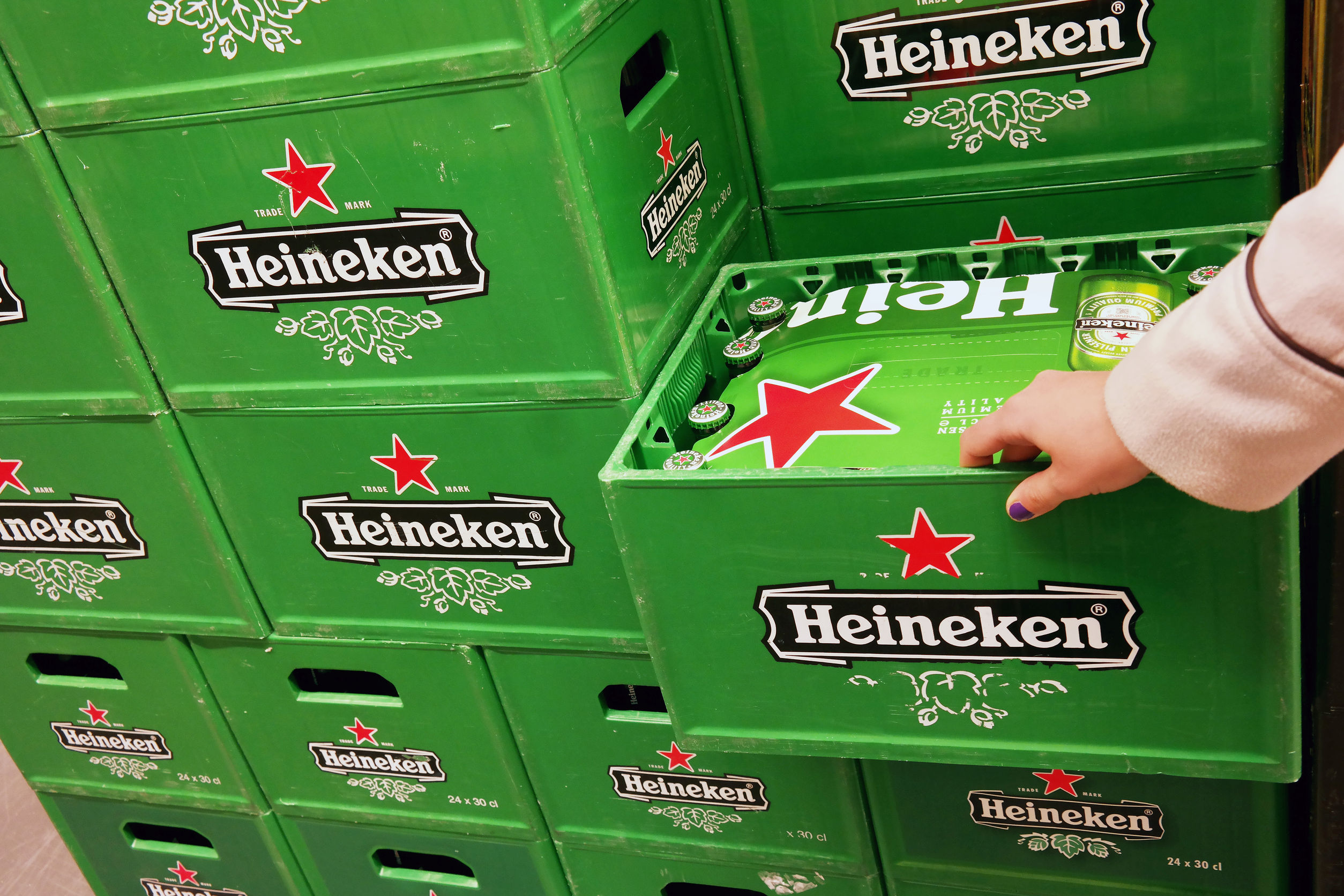 bierkrattenah2.jpg bierkrattenah2.jpg