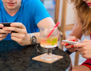 telefoon_sociaal_verslaafd_312.jpg