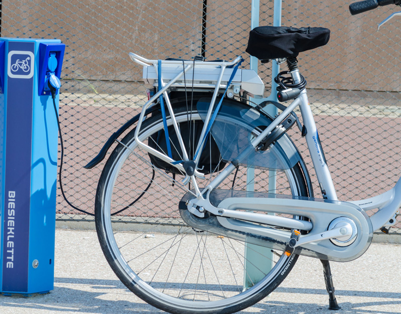e-bike_01.jpg e-bike_01.jpg