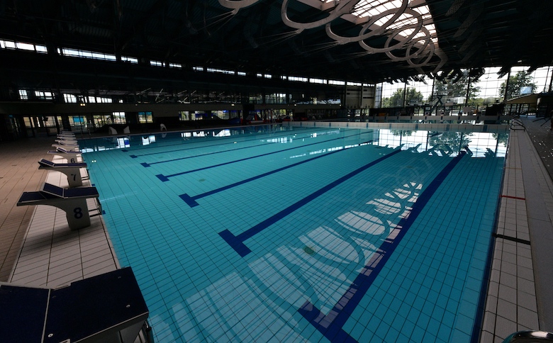 leeg zwembad.jpg