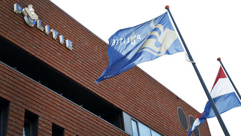 16:03 gezichten politie.jpg 16:03 gezichten politie.jpg
