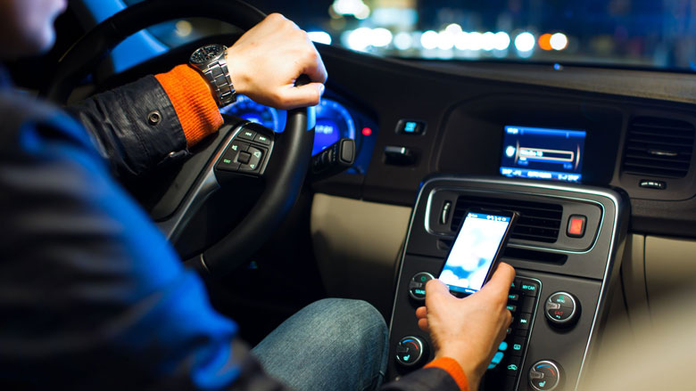 smartphonegebruik-in-auto-verboden.jpg smartphonegebruik-in-auto-verboden.jpg