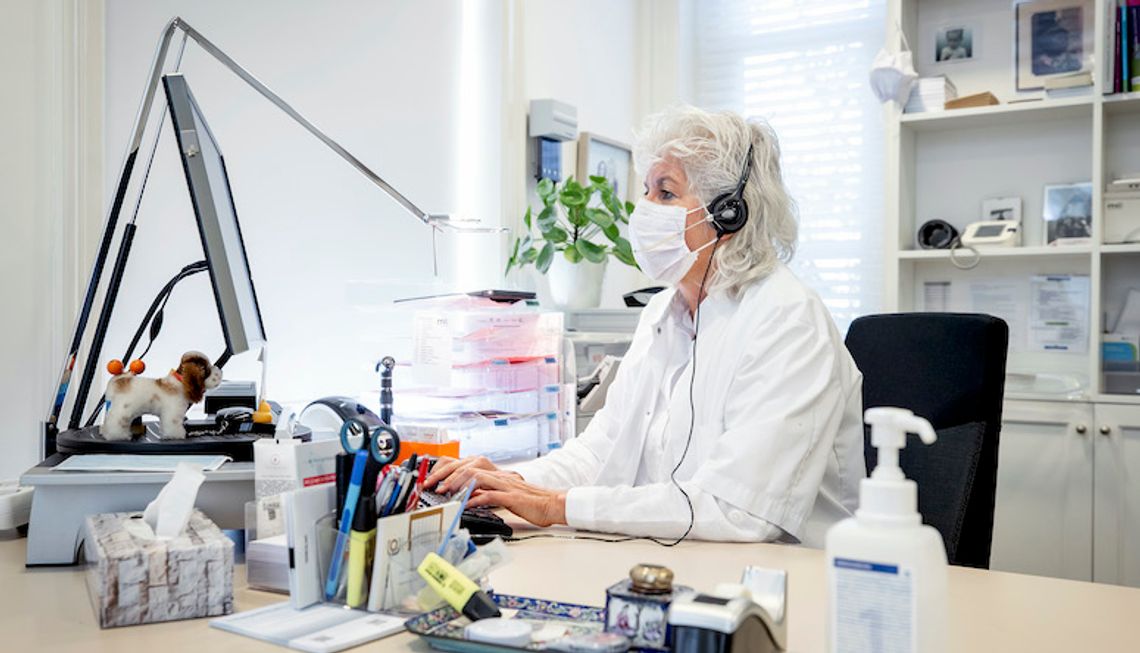 Herma rfid-beschermhoes paspoort 1 hoes met 2 binnenvakken 5549n