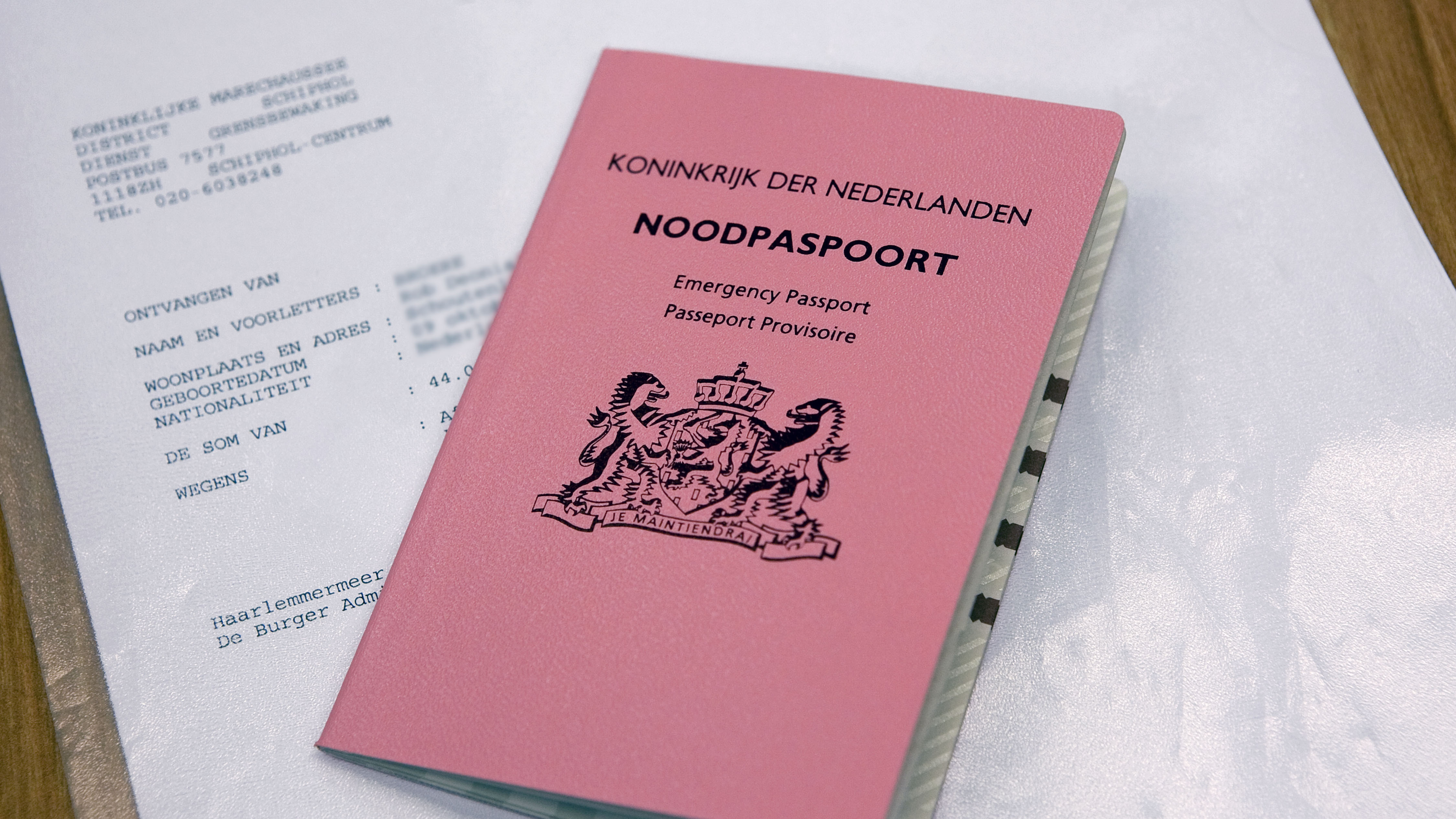 noodpaspoort.jpg noodpaspoort.jpg