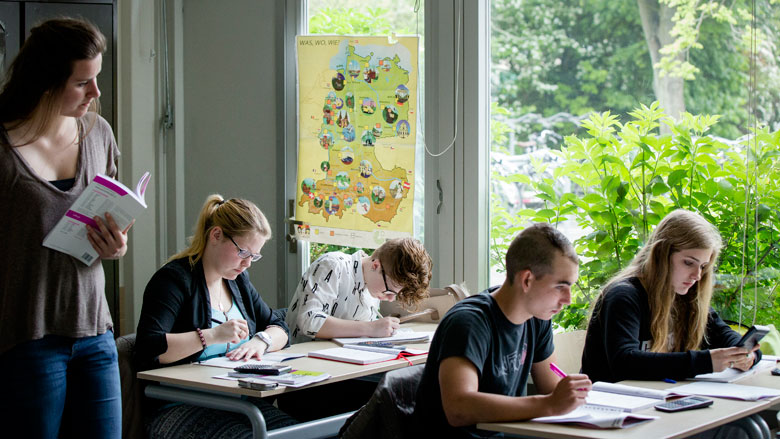kwaliteitmiddelbarescholen12042017.jpg kwaliteitmiddelbarescholen12042017.jpg
