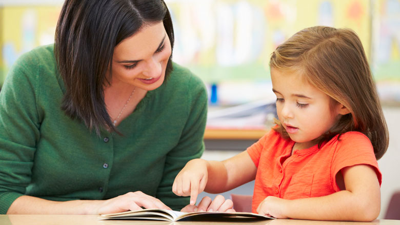 onderwijs-aandacht-zorgleerling-leraar-780.jpg onderwijs-aandacht-zorgleerling-leraar-780.jpg