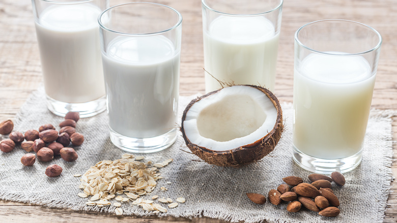 26:05 plantaardige melk.jpg 26:05 plantaardige melk.jpg